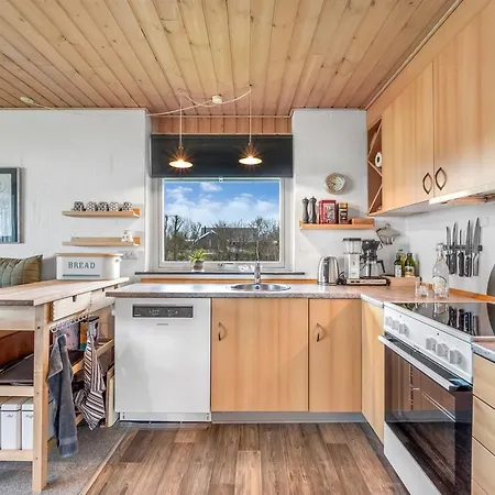 Moreen - 200m To The Fjord By Interhome * Vemb