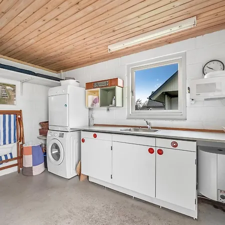 Moreen - 200m To The Fjord By Interhome * Vemb